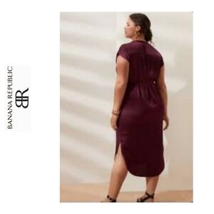 NWT Banana Republic maroon split neck side slit belted textured satin dress